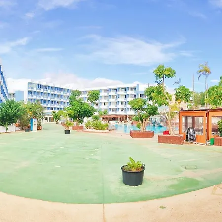 Park, Swimming-pool, Bar, Wifi, Parking Apartment *