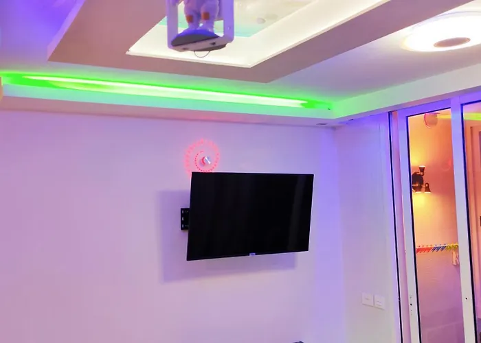 Park, Swimming-pool, Bar, Wifi, Parking Apartment
