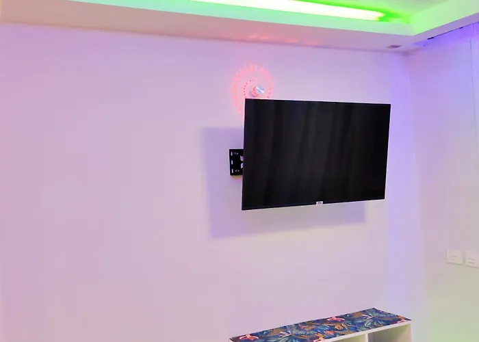 Apartment Park, Swimming-pool, Bar, Wifi, Parking