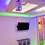 Park, Swimming-pool, Bar, Wifi, Parking דירה
