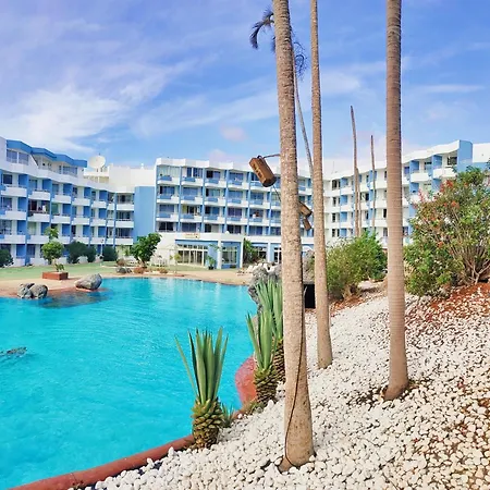 Park, Swimming-pool, Bar, Wifi, Parking