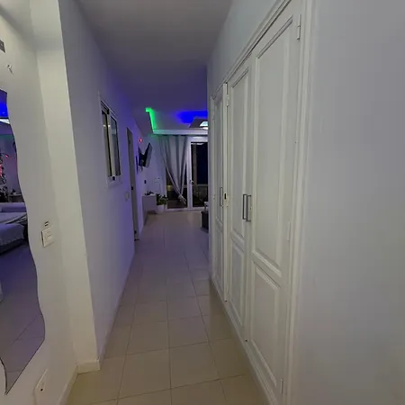 Park, Swimming-pool, Bar, Wifi, Parking