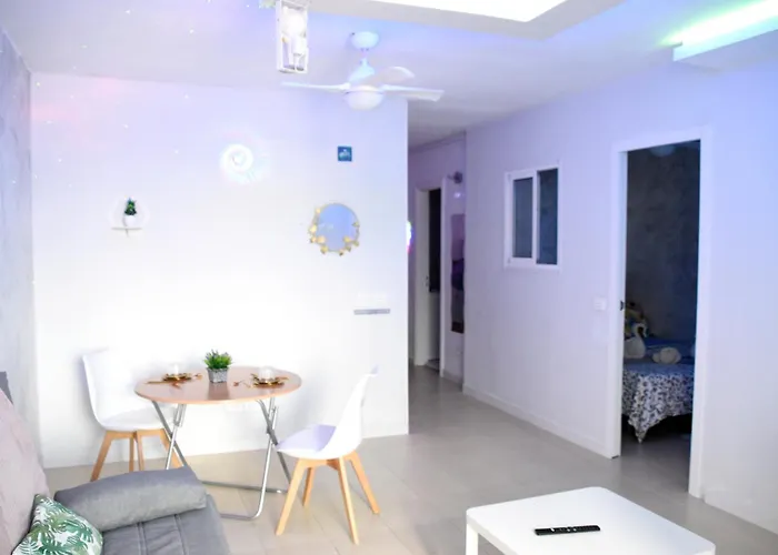 Lejlighed Park, Swimming-pool, Bar, Wifi, Parking