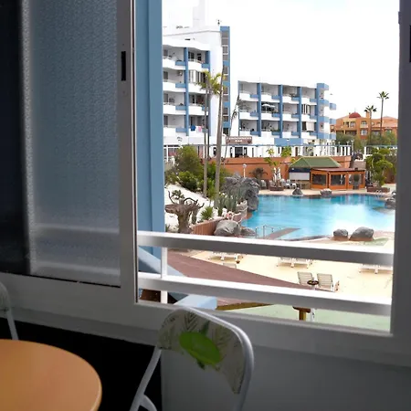 Park, Swimming-pool, Bar, Wifi, Parking 圣米格尔德阿沃纳
