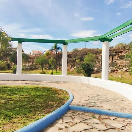 公寓 Park, Swimming-pool, Bar, Wifi, Parking 圣米格尔德阿沃纳