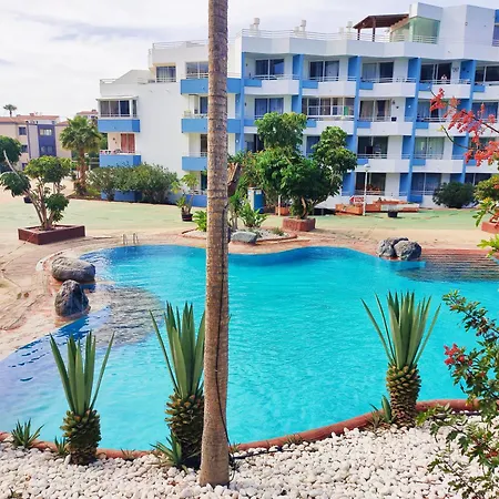 Park, Swimming-pool, Bar, Wifi, Parking 圣米格尔德阿沃纳